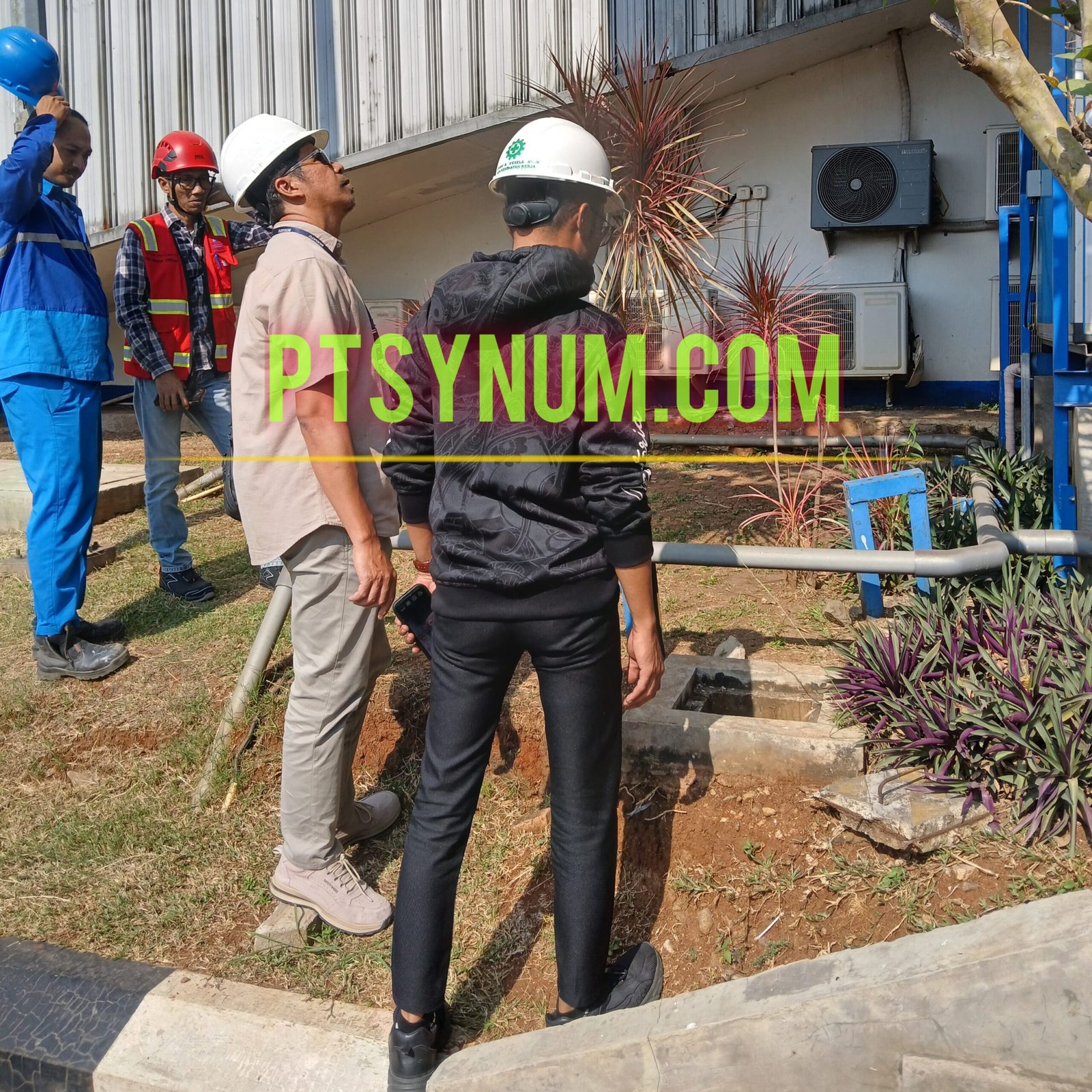 Pasang penangkal petir 